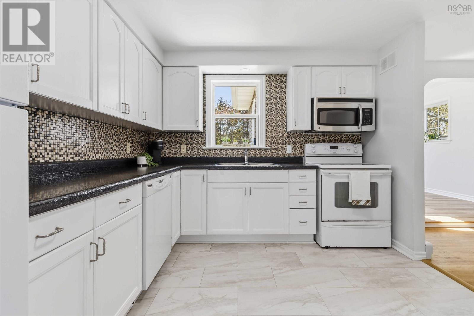 17 Silistria Drive - 11