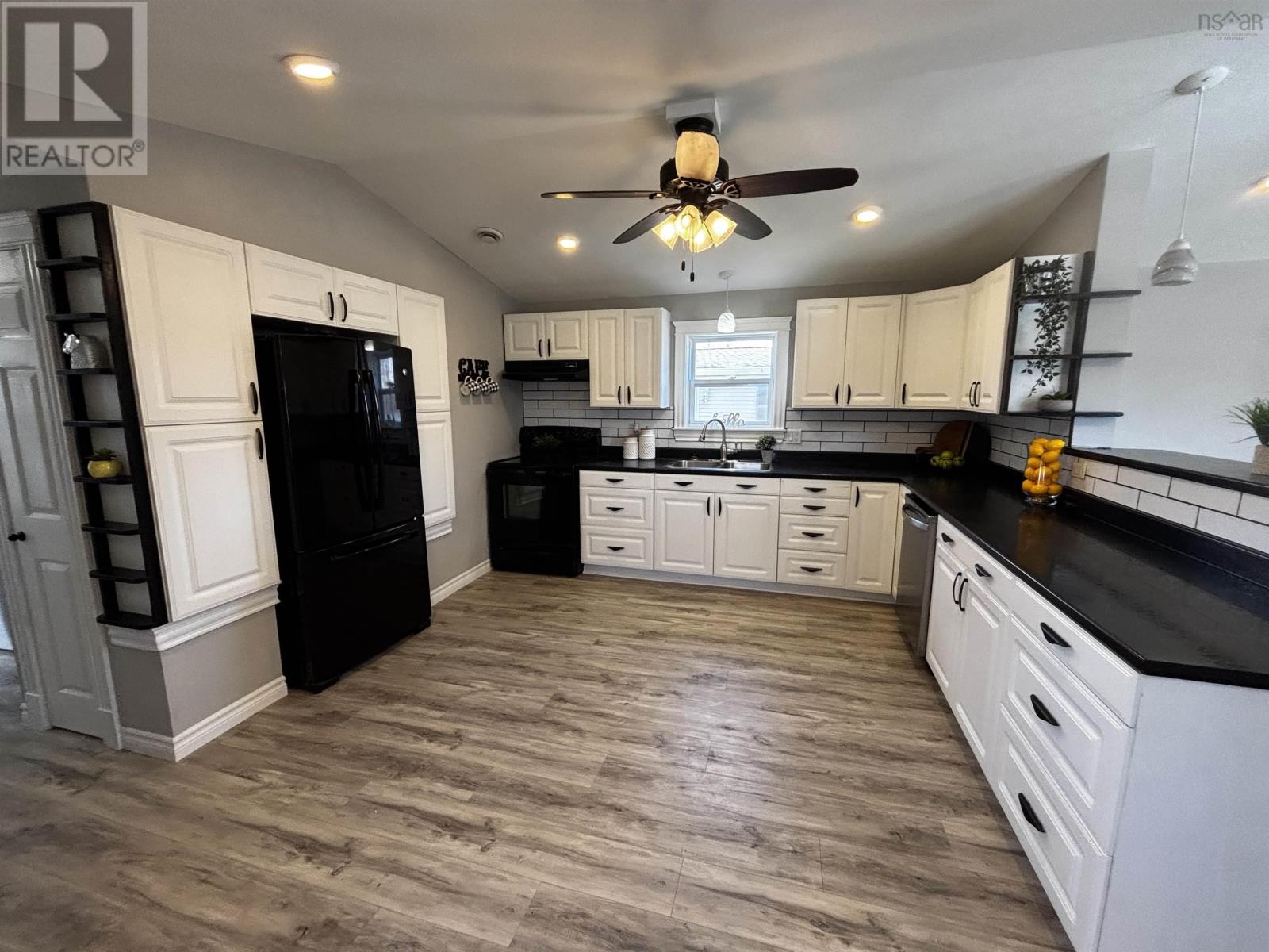 843 Duggan Drive - 6