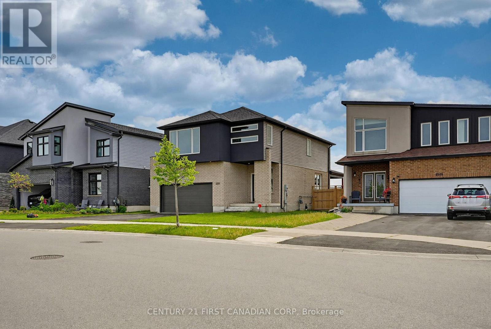 2201 WATEROAK DRIVE - 3