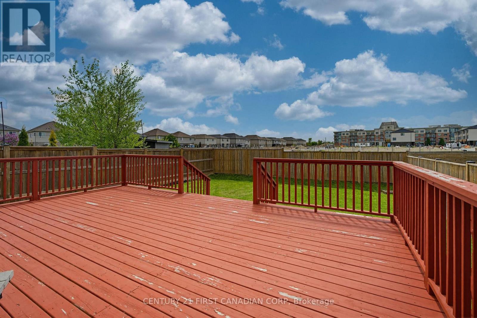 2201 WATEROAK DRIVE - 32