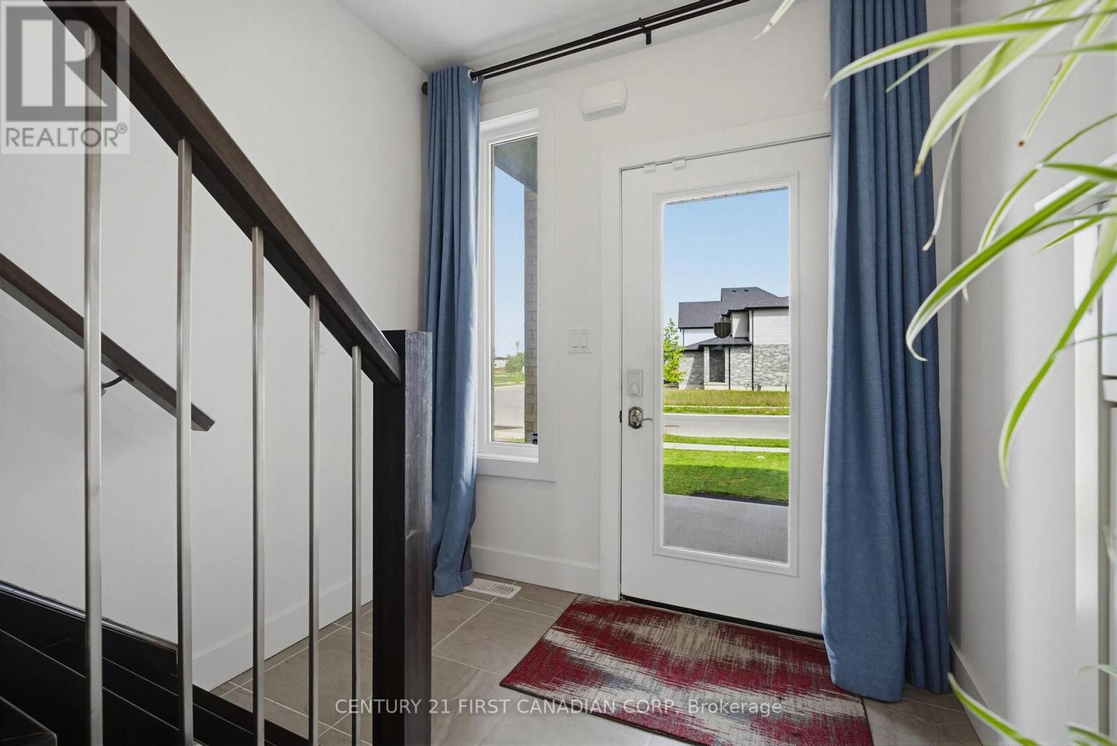 2201 WATEROAK DRIVE - 5