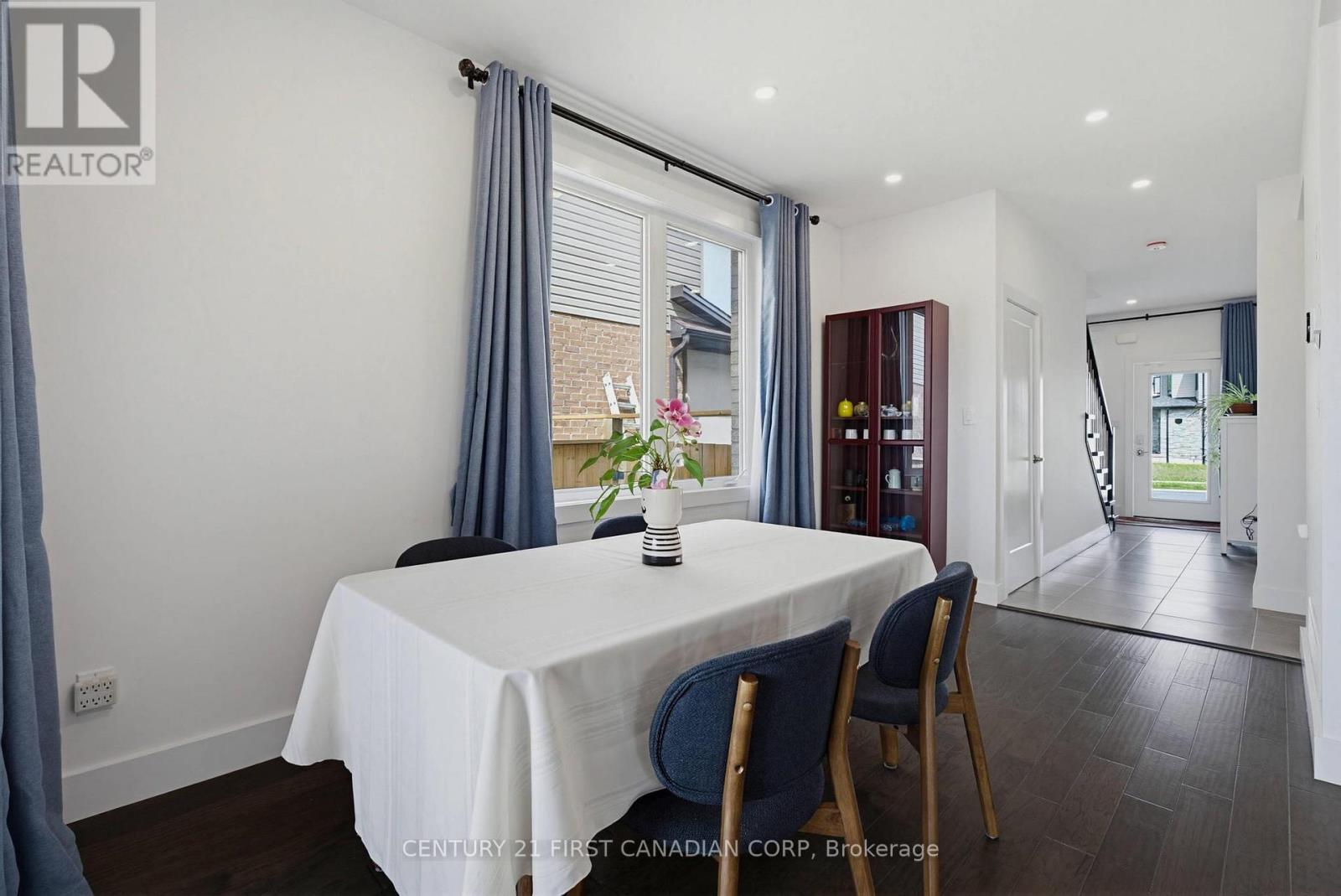 2201 WATEROAK DRIVE - 8