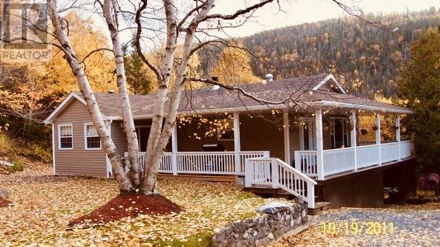 9 Bear Head Road - 1