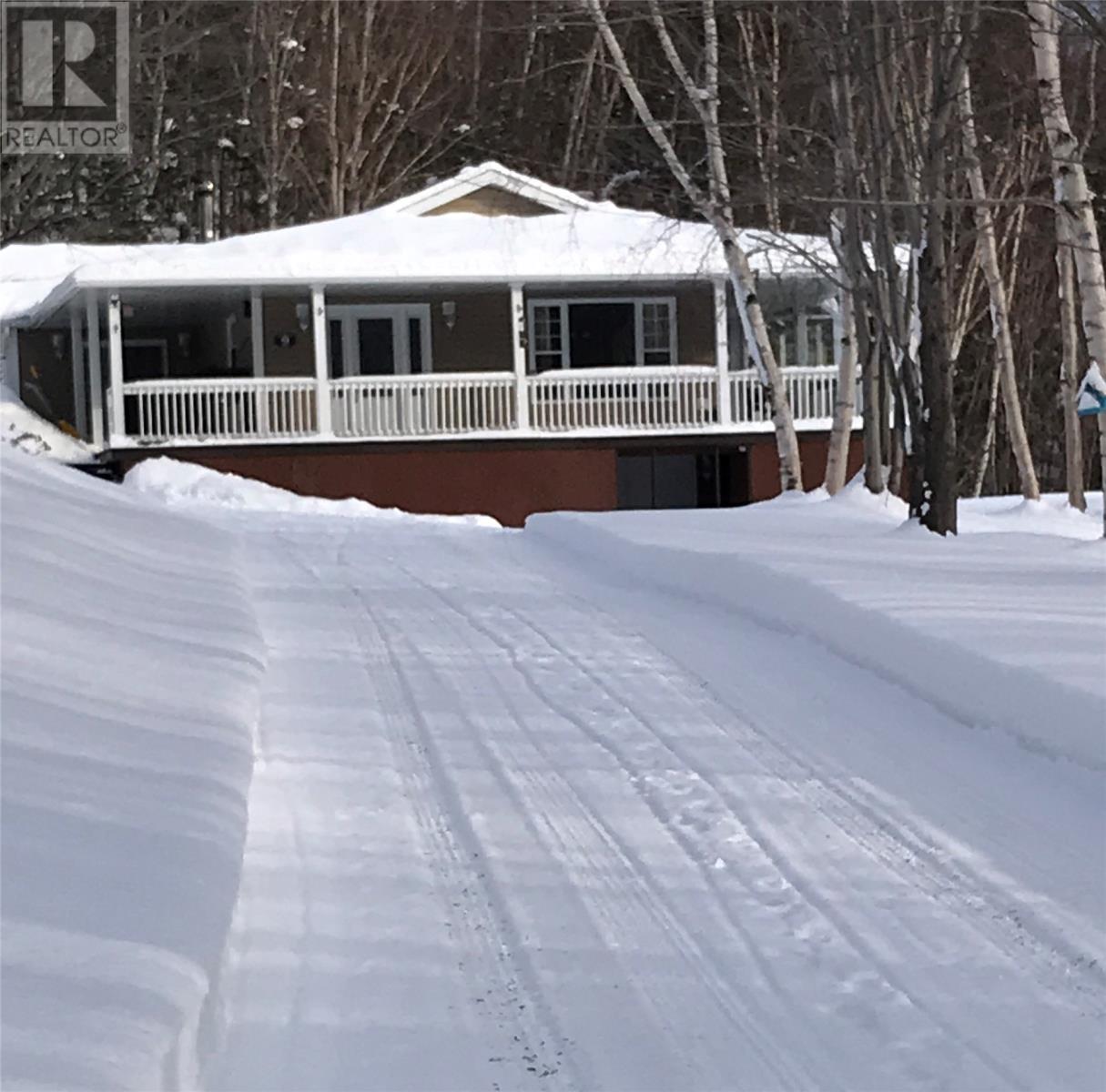 9 Bear Head Road - 3