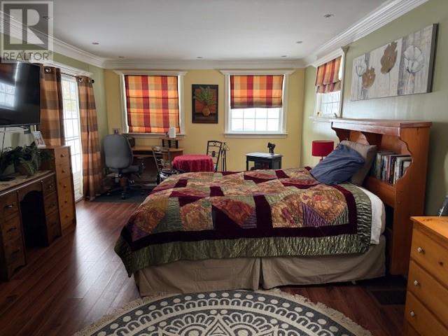 9 Bear Head Road - 9