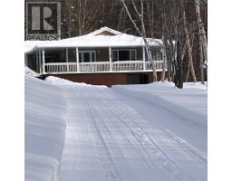 9 Bear Head Road thumbnail 3