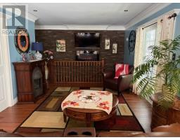 9 Bear Head Road thumbnail 7