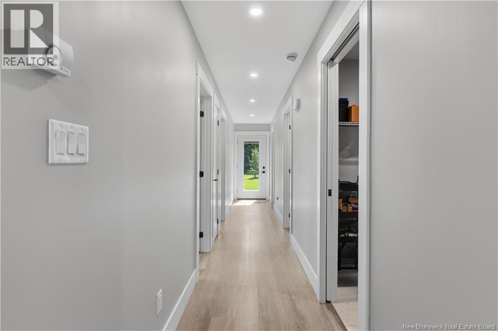 6 Irene Avenue - 14