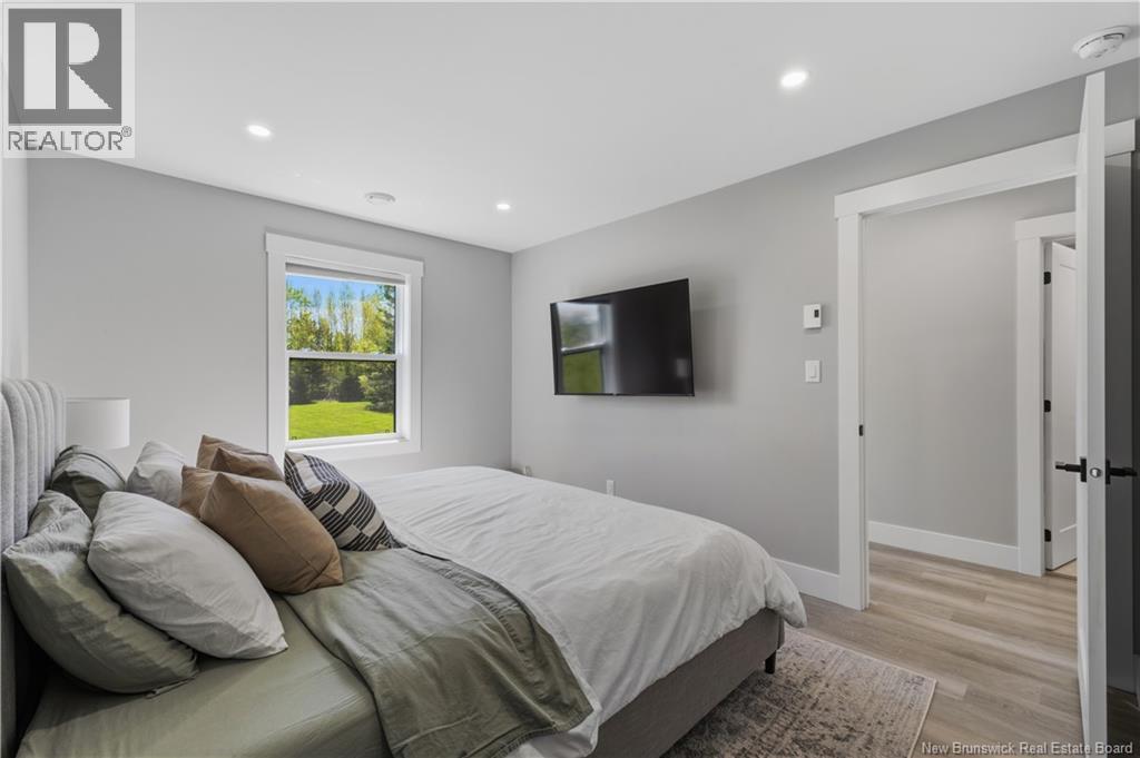 6 Irene Avenue - 17