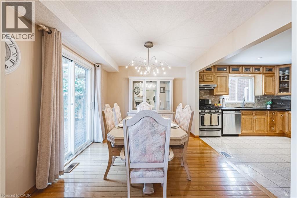 110 HIGHBURY Drive - 11