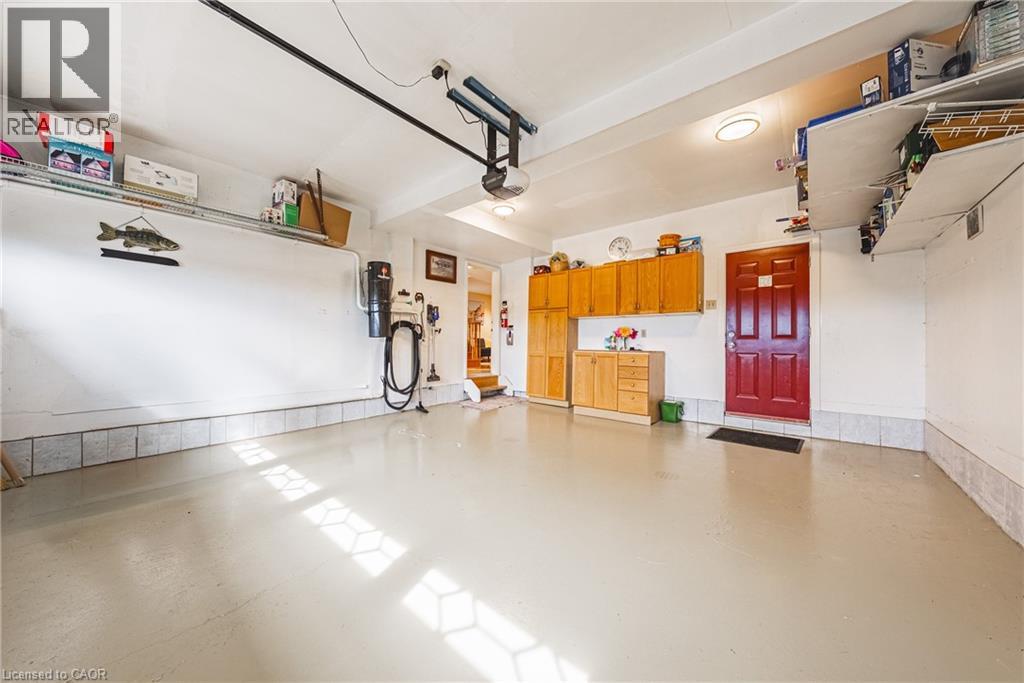 110 HIGHBURY Drive - 38