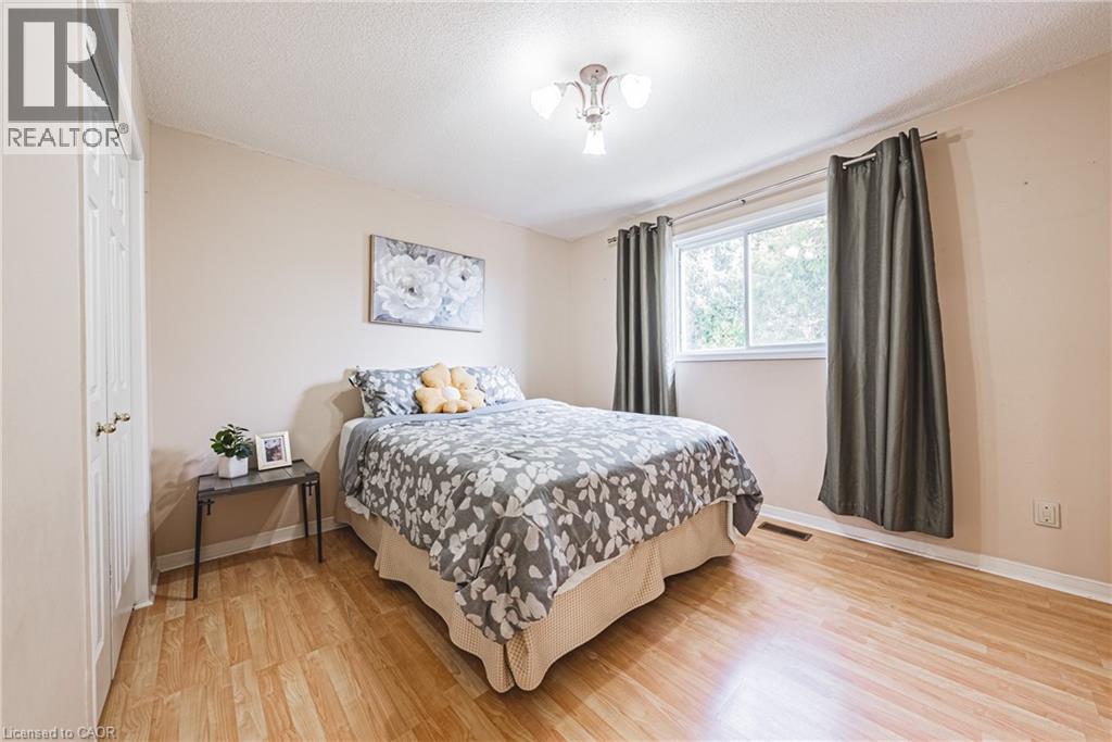 110 HIGHBURY Drive - 24