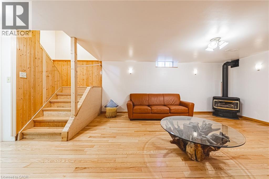 110 HIGHBURY Drive - 31