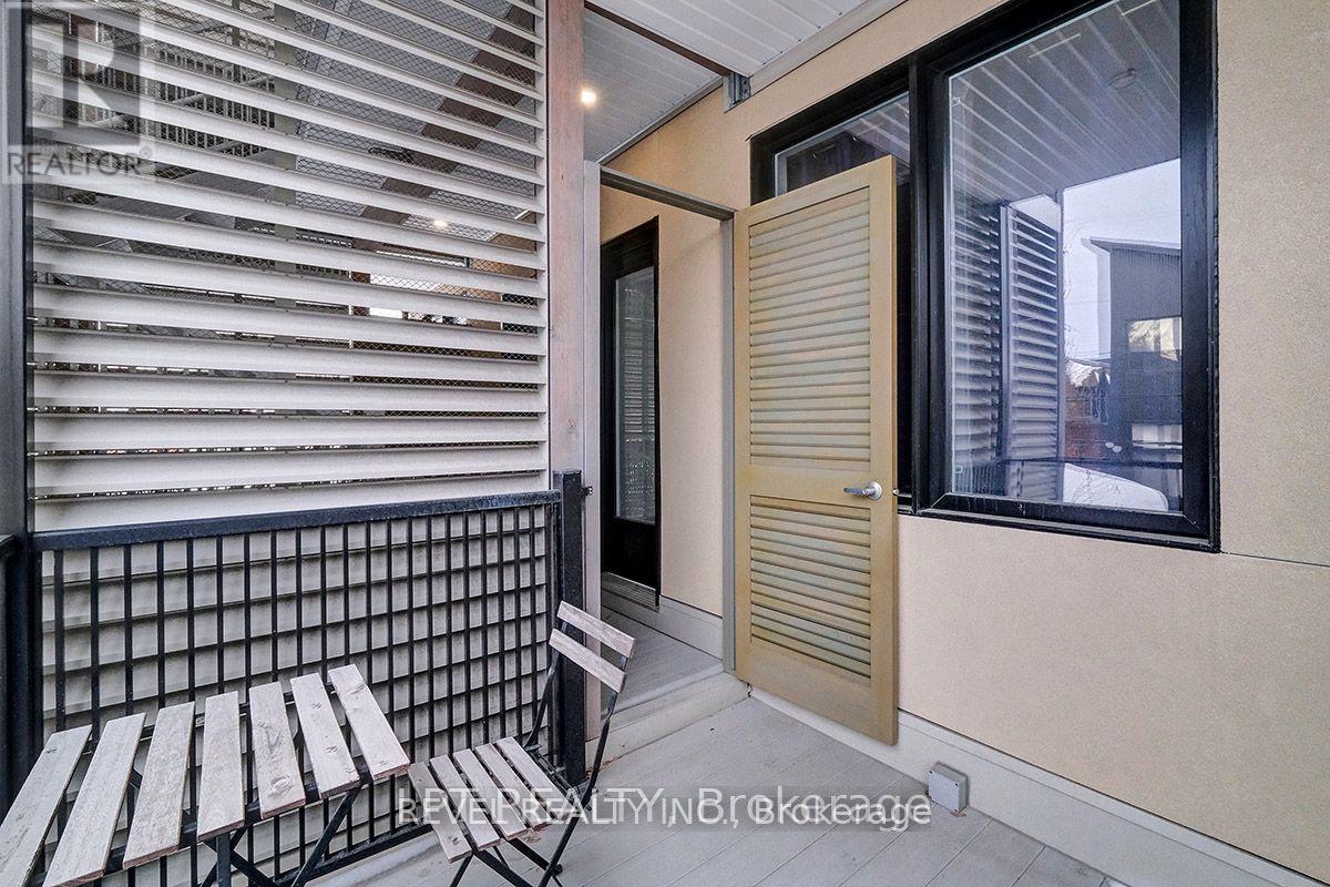 #4 509 GLADSTONE AVENUE - 21