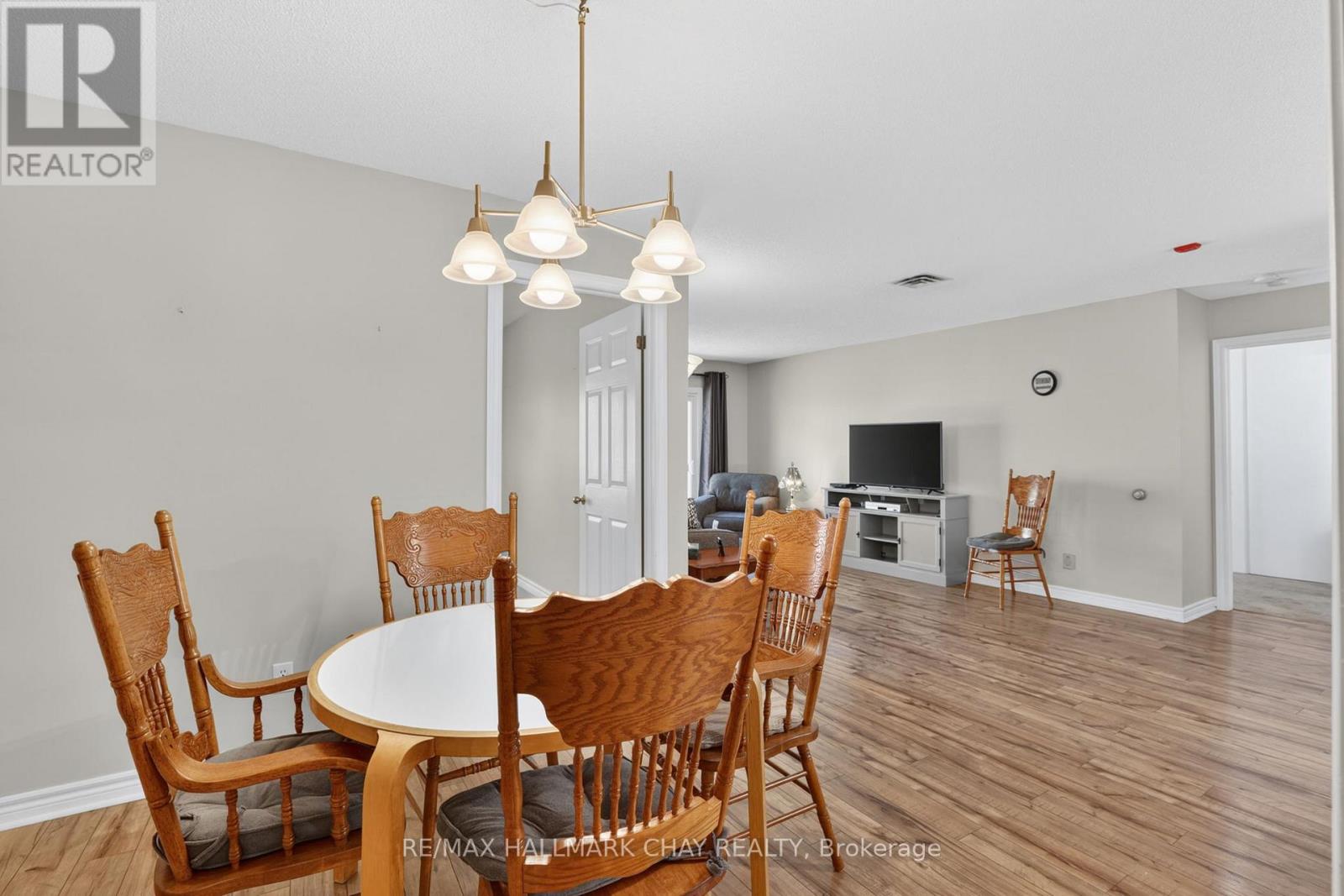 #34 77 MILL STREET E - 13