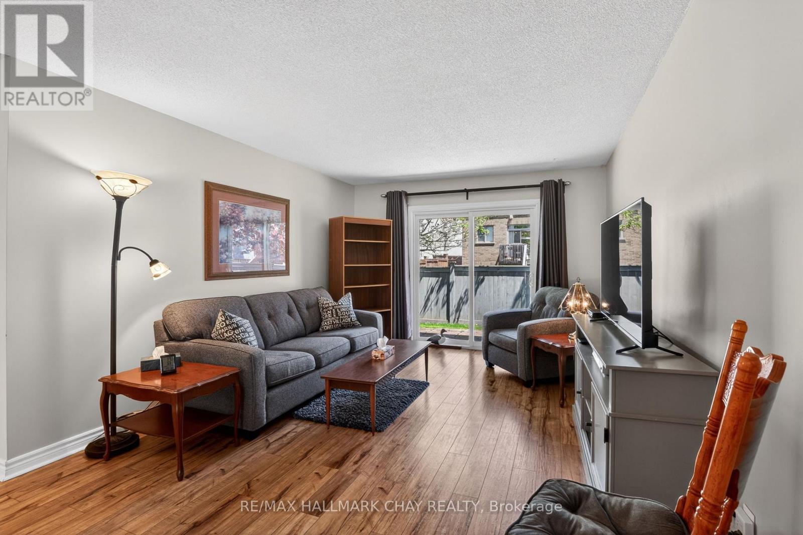#34 77 MILL STREET E - 14