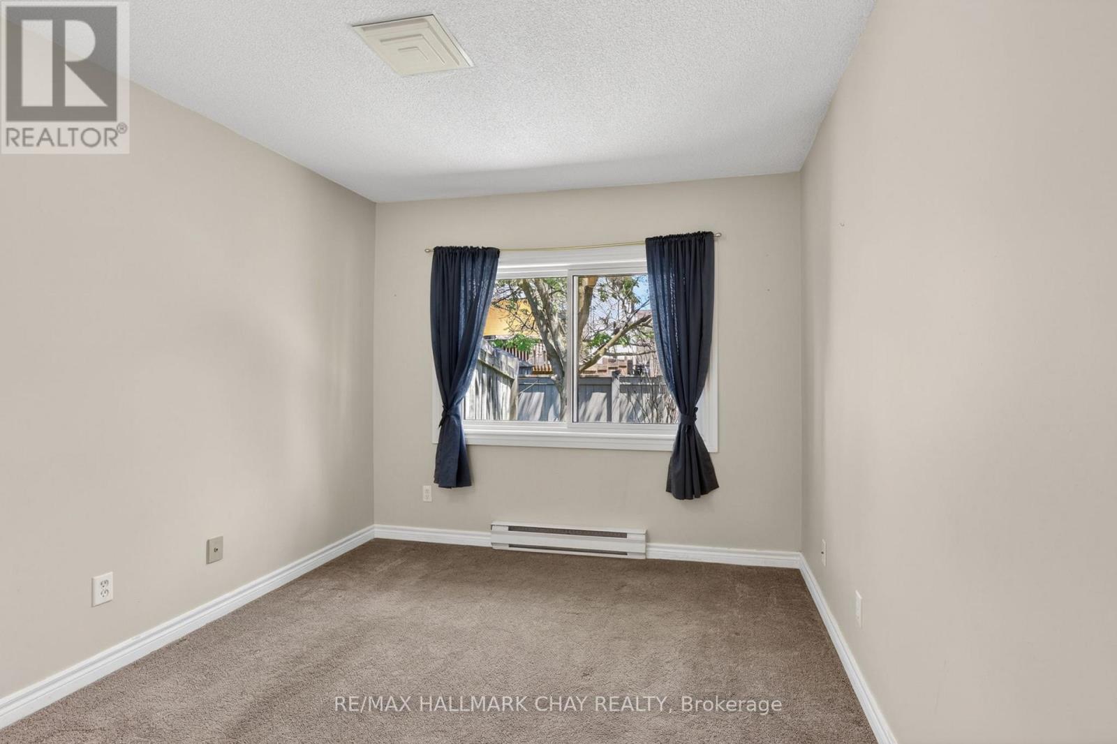 #34 77 MILL STREET E - 17
