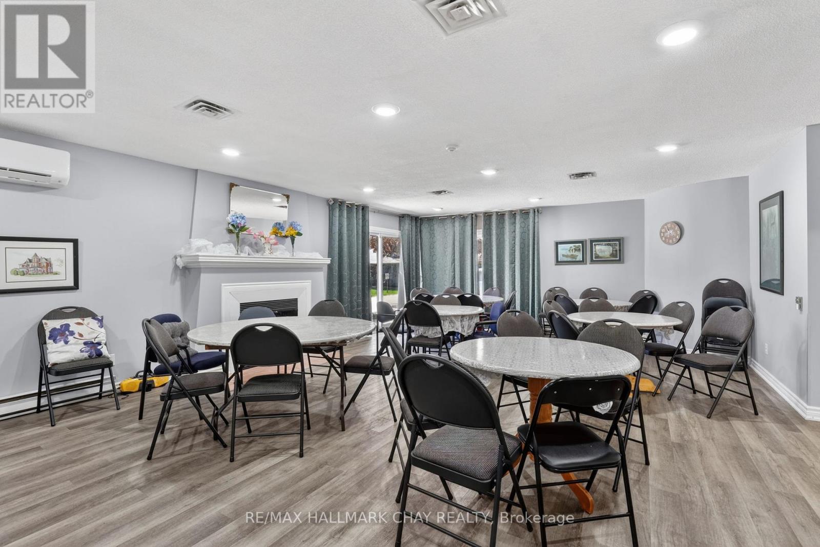 #34 77 MILL STREET E - 28