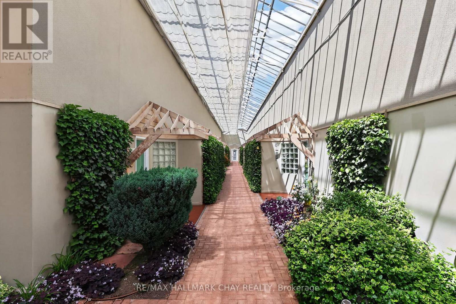 #34 77 MILL STREET E - 3