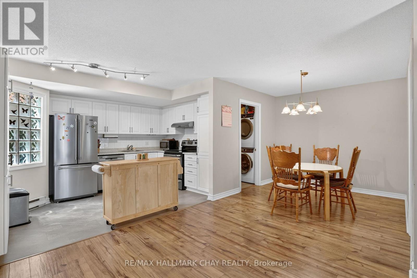 #34 77 MILL STREET E - 6