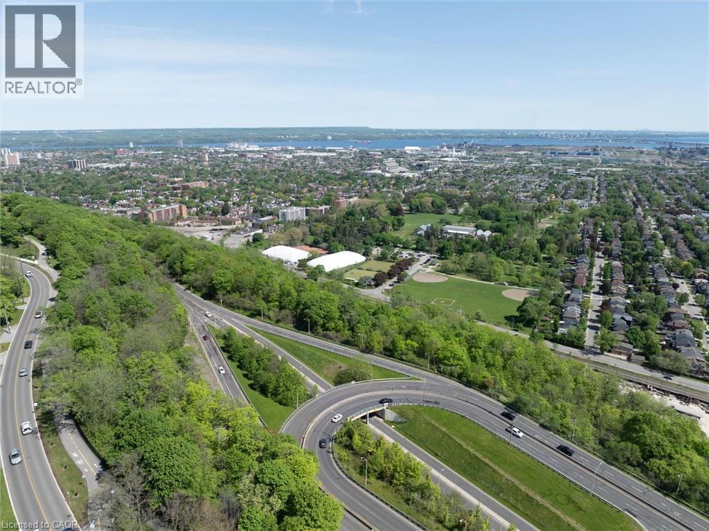 93 SUNNING HILL Avenue - 45