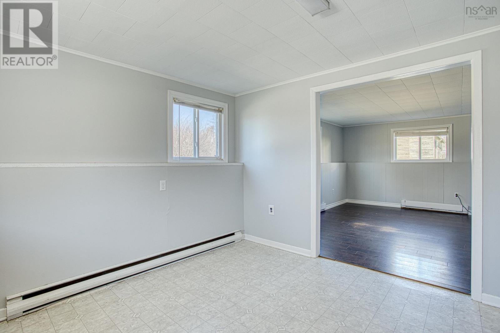 96 Hillcrest Avenue - 29