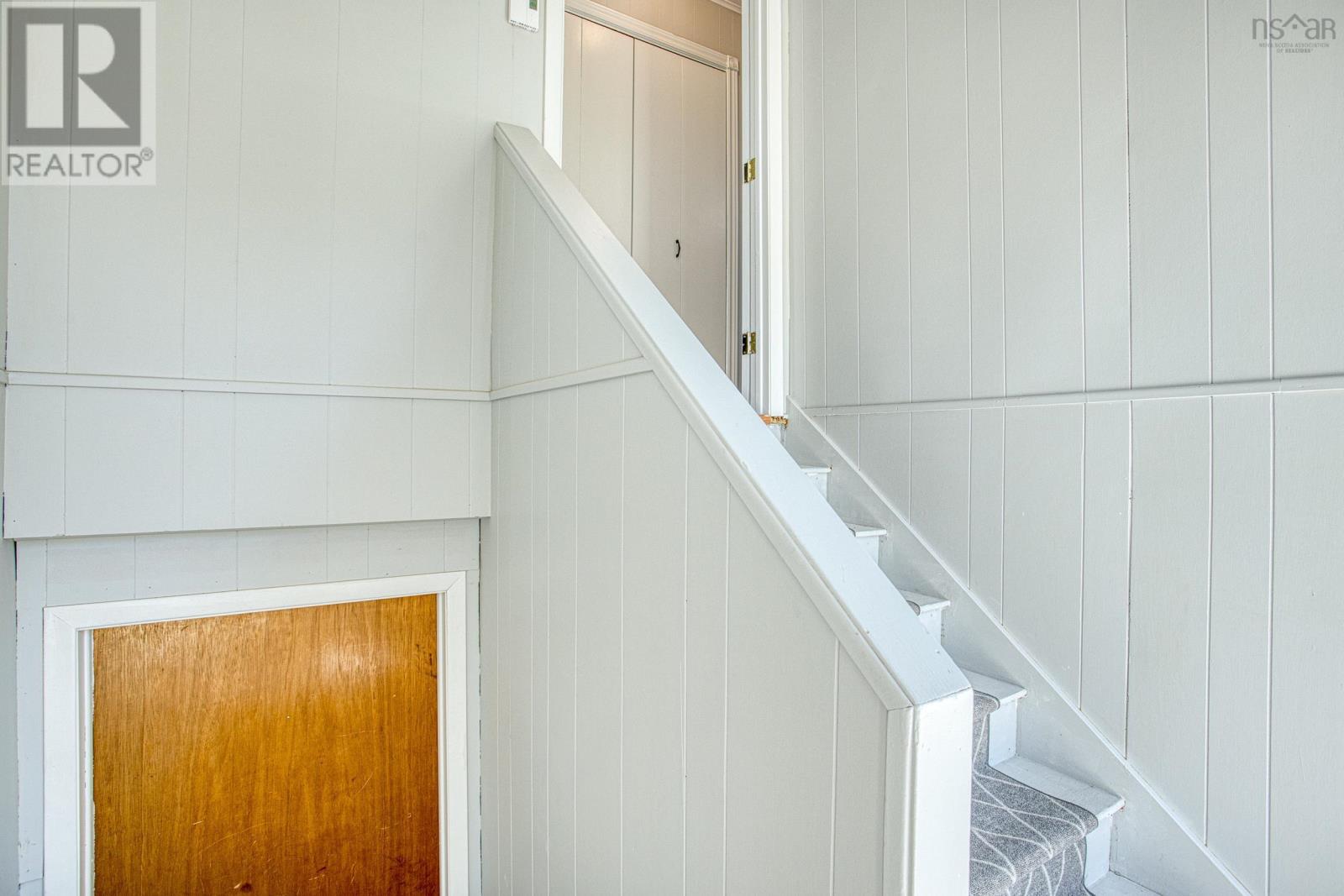 96 Hillcrest Avenue - 24