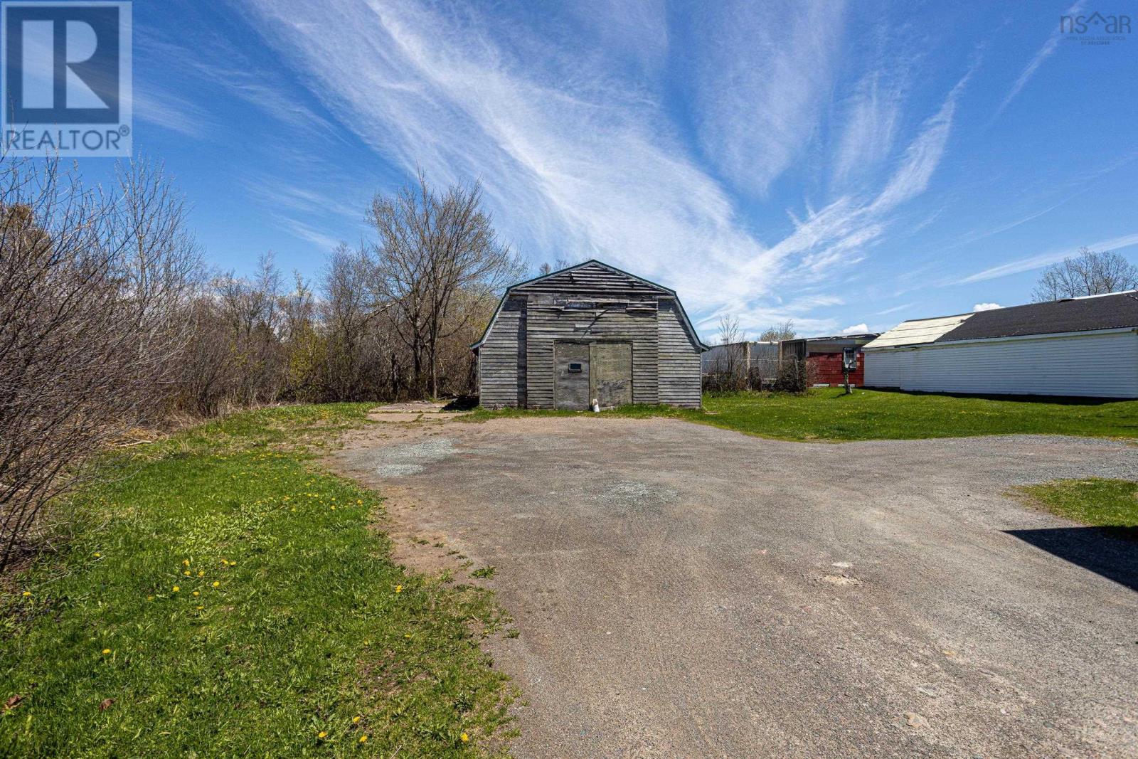 96 Hillcrest Avenue - 47