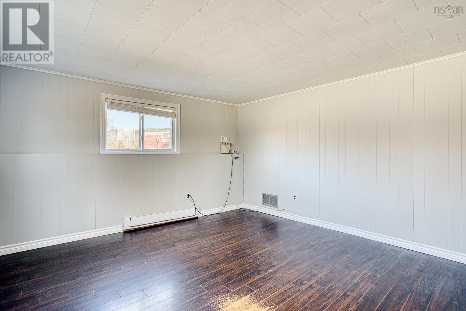 96 Hillcrest Avenue - 33