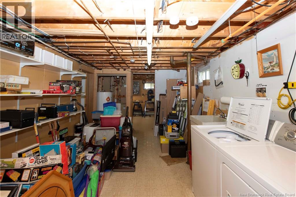 310 Beverly Crescent - 25