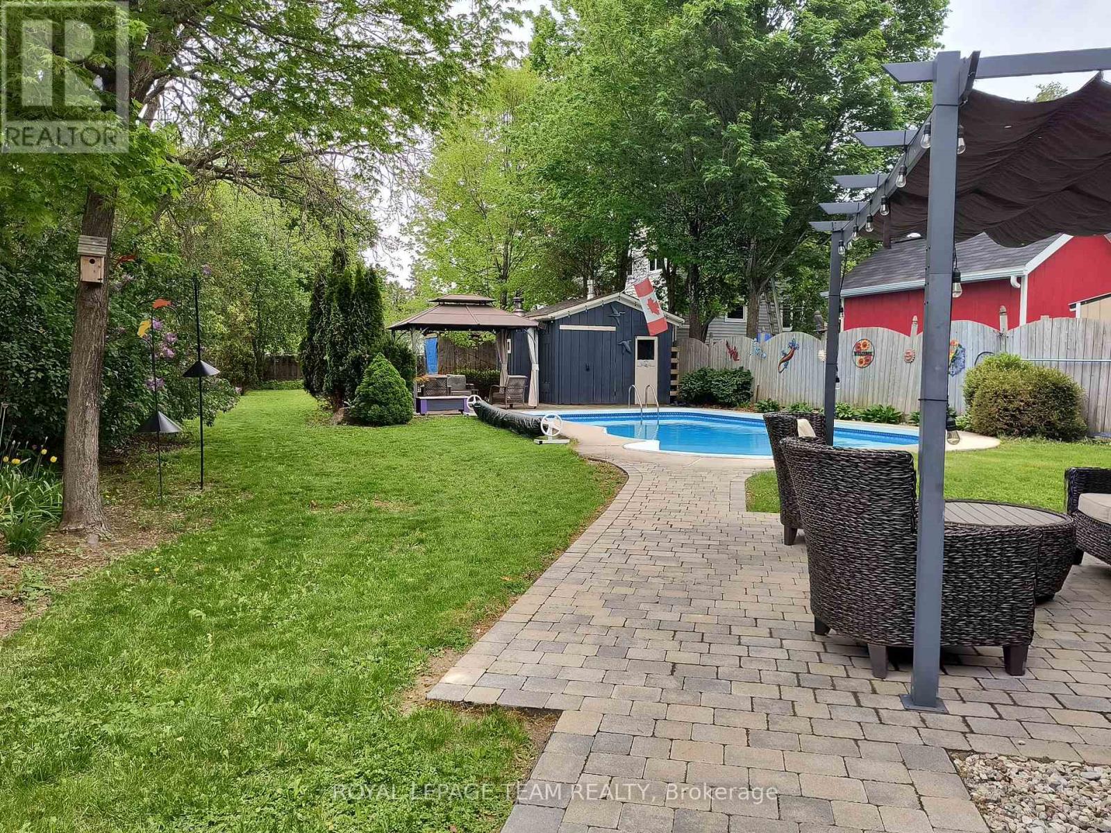 154 LAKE AVENUE - 37