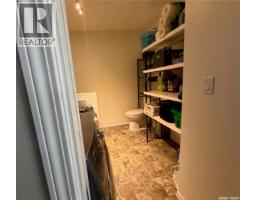 Games room - 405 3rd Avenue W, Biggar, SK S0K0M0 Photo 12