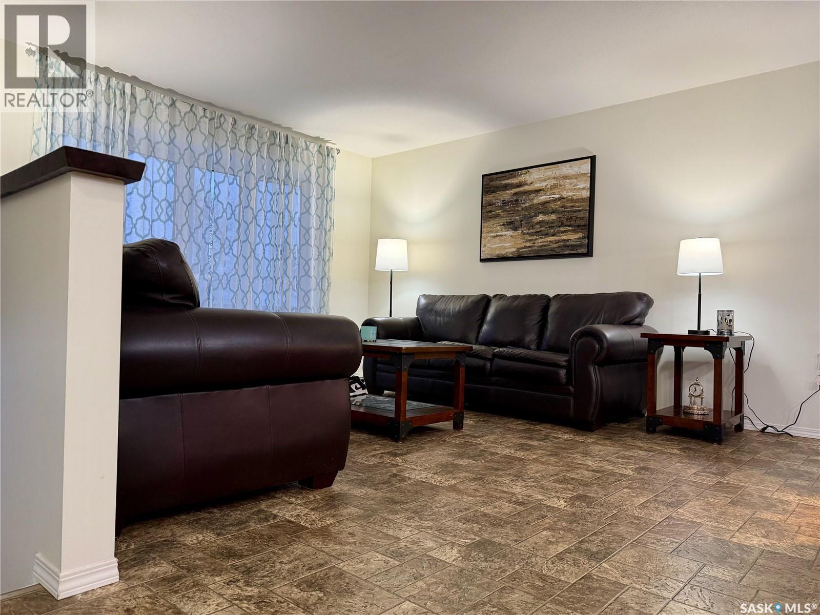 405 3rd AVENUE W - 9