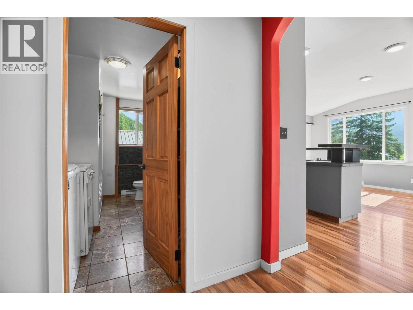 127 8th Street N - 28