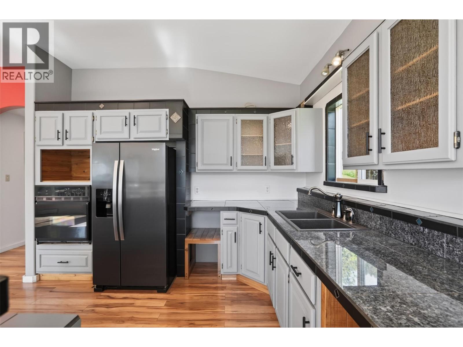 127 8th Street N - 15