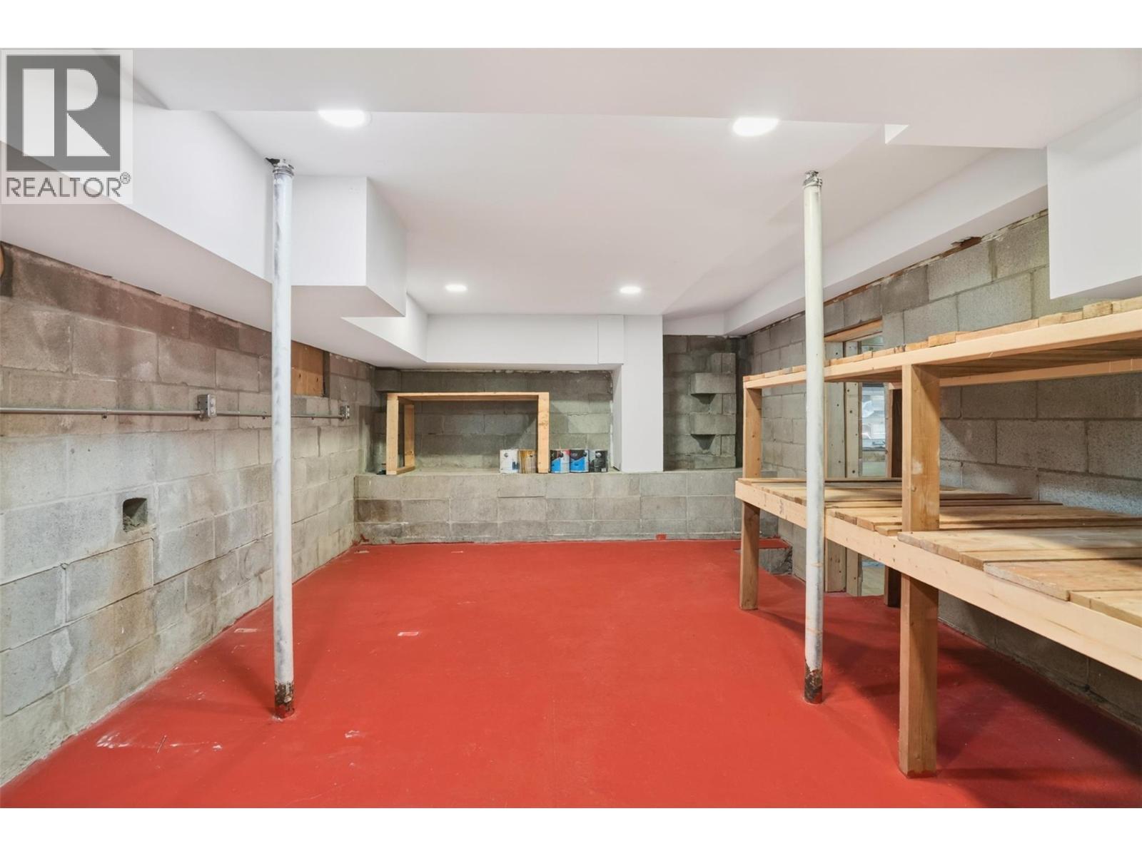 127 8th Street N - 34