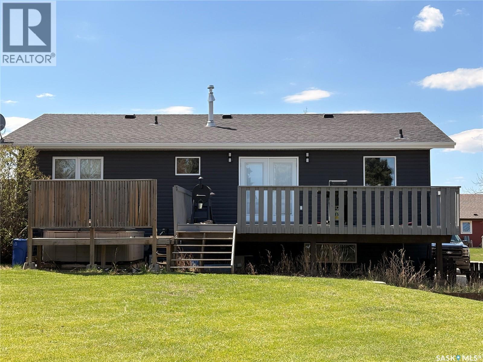 405 3rd AVENUE W - 35