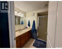 405 3rd Avenue W, Biggar, SK S0K0M0 Photo 25