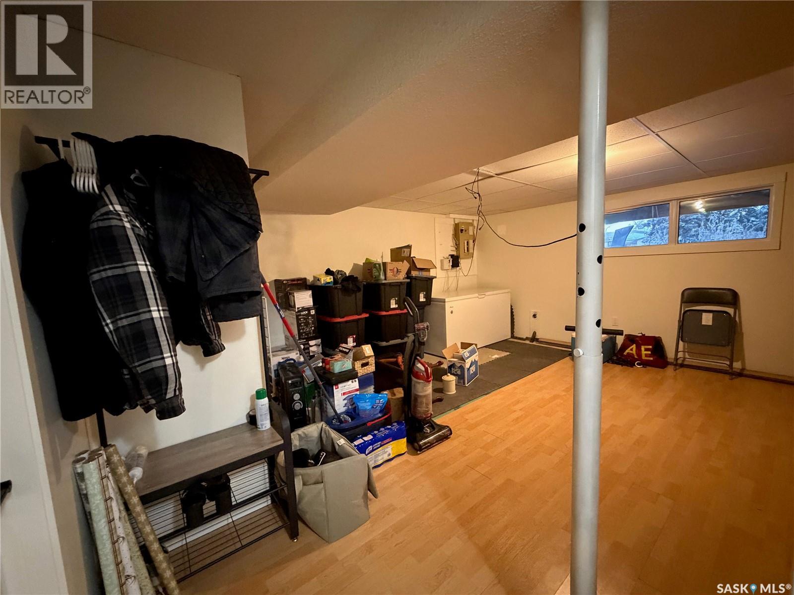 405 3rd AVENUE W - 31
