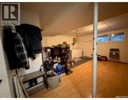 405 3rd Avenue W, Biggar, SK S0K0M0 Photo 31