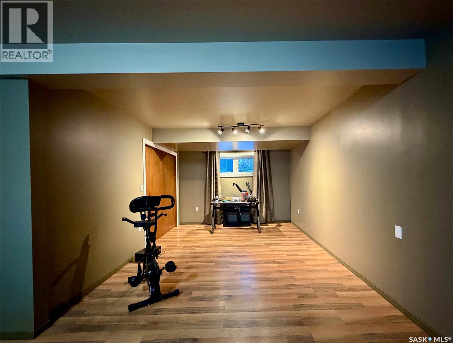 405 3rd AVENUE W - 30