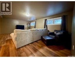 405 3rd Avenue W, Biggar, SK S0K0M0 Photo 29