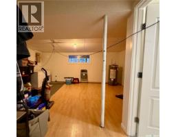 405 3rd Avenue W, Biggar, SK S0K0M0 Photo 33