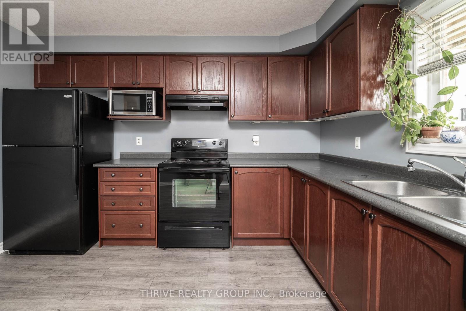 #30 3320 MEADOWGATE BOULEVARD - Image 6
