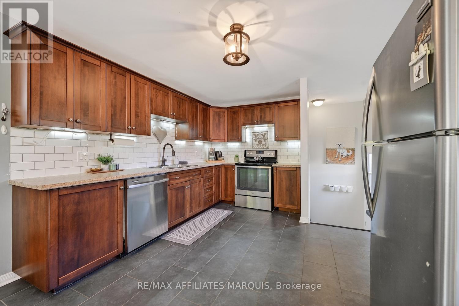 344 15 HIGHWAY - 15