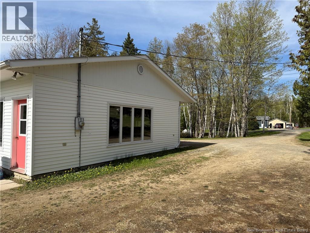 327 Marcoux Street - 13