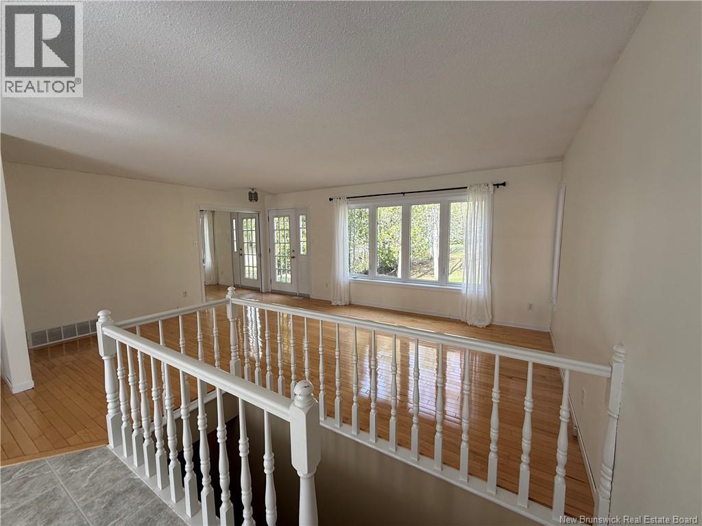 327 Marcoux Street - 16