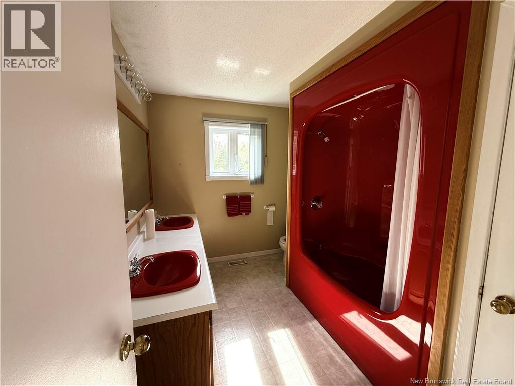 327 Marcoux Street - 23