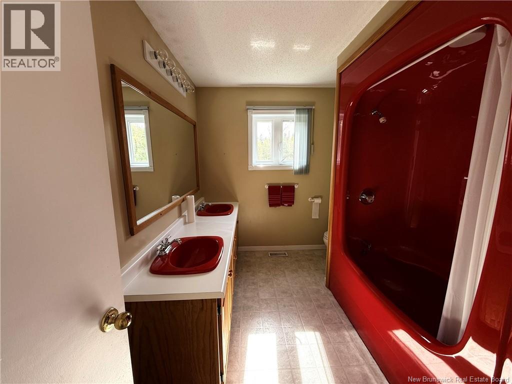 327 Marcoux Street - 24