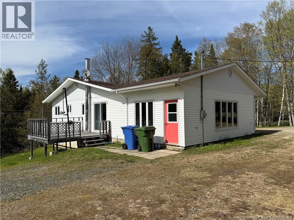327 Marcoux Street - 7